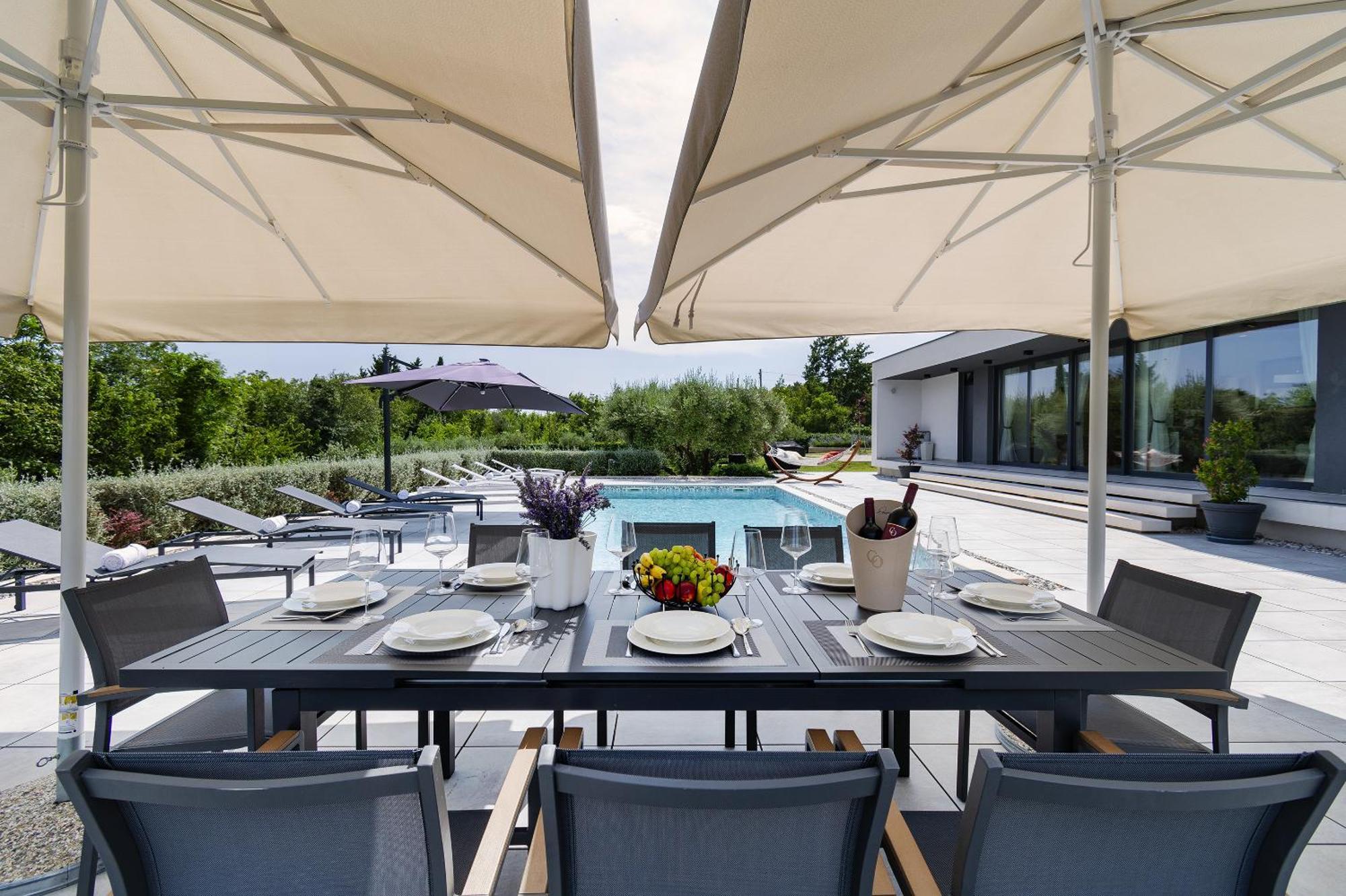 Martincic Residence - 5 Stars Luxury With Pool Heating On 4000M2 Rakalj エクステリア 写真