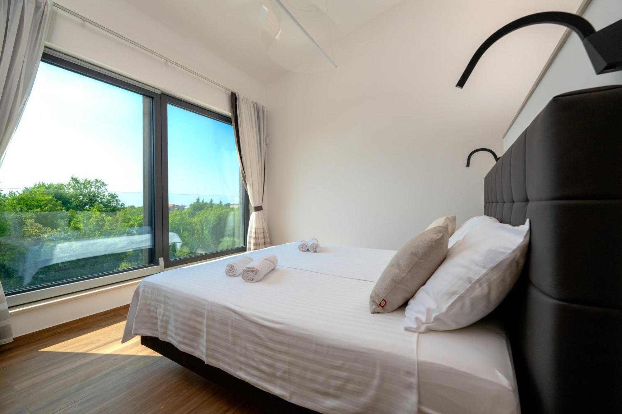 Martincic Residence - 5 Stars Luxury With Pool Heating On 4000M2 Rakalj エクステリア 写真