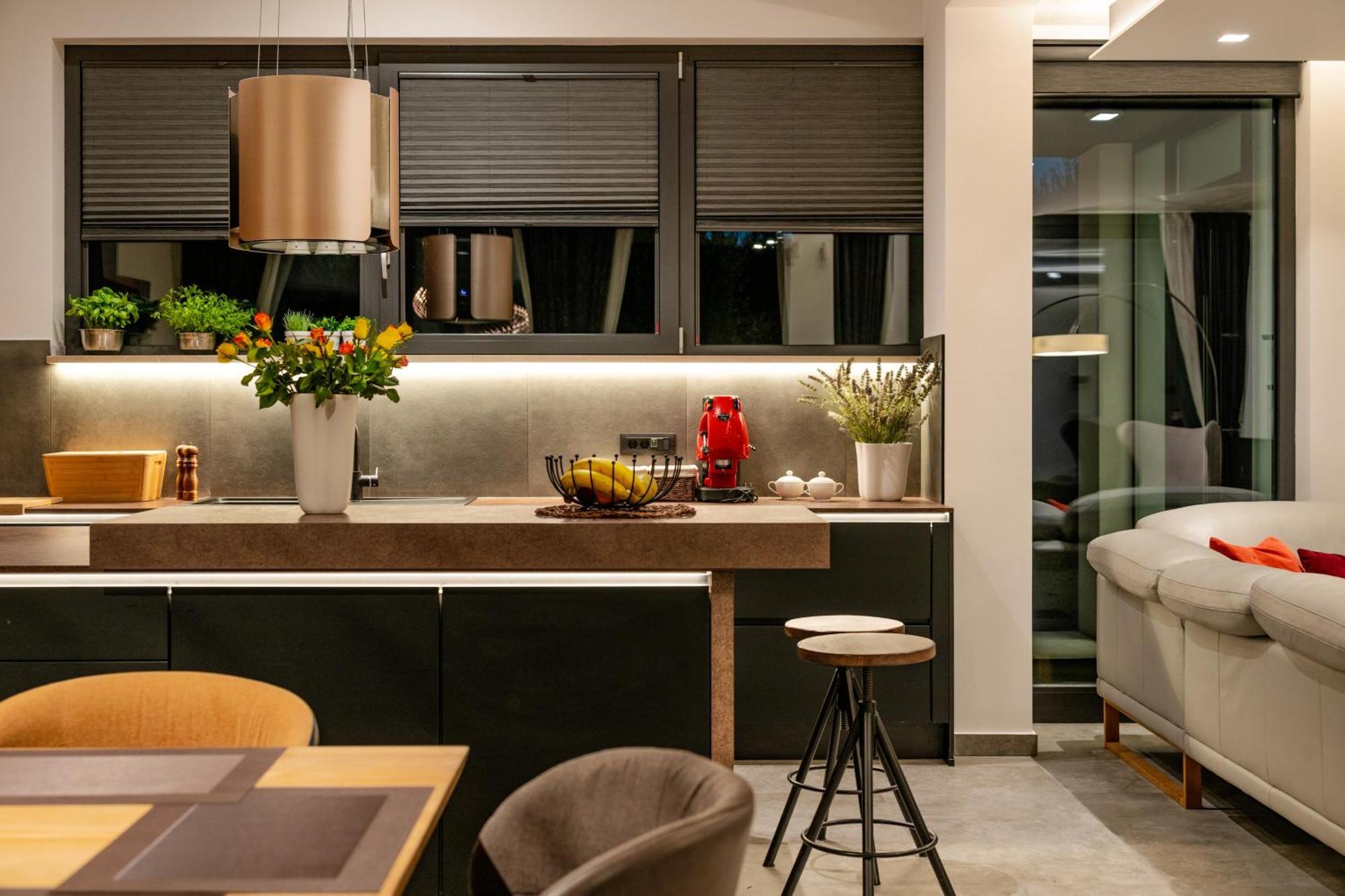 Martincic Residence - 5 Stars Luxury With Pool Heating On 4000M2 Rakalj エクステリア 写真